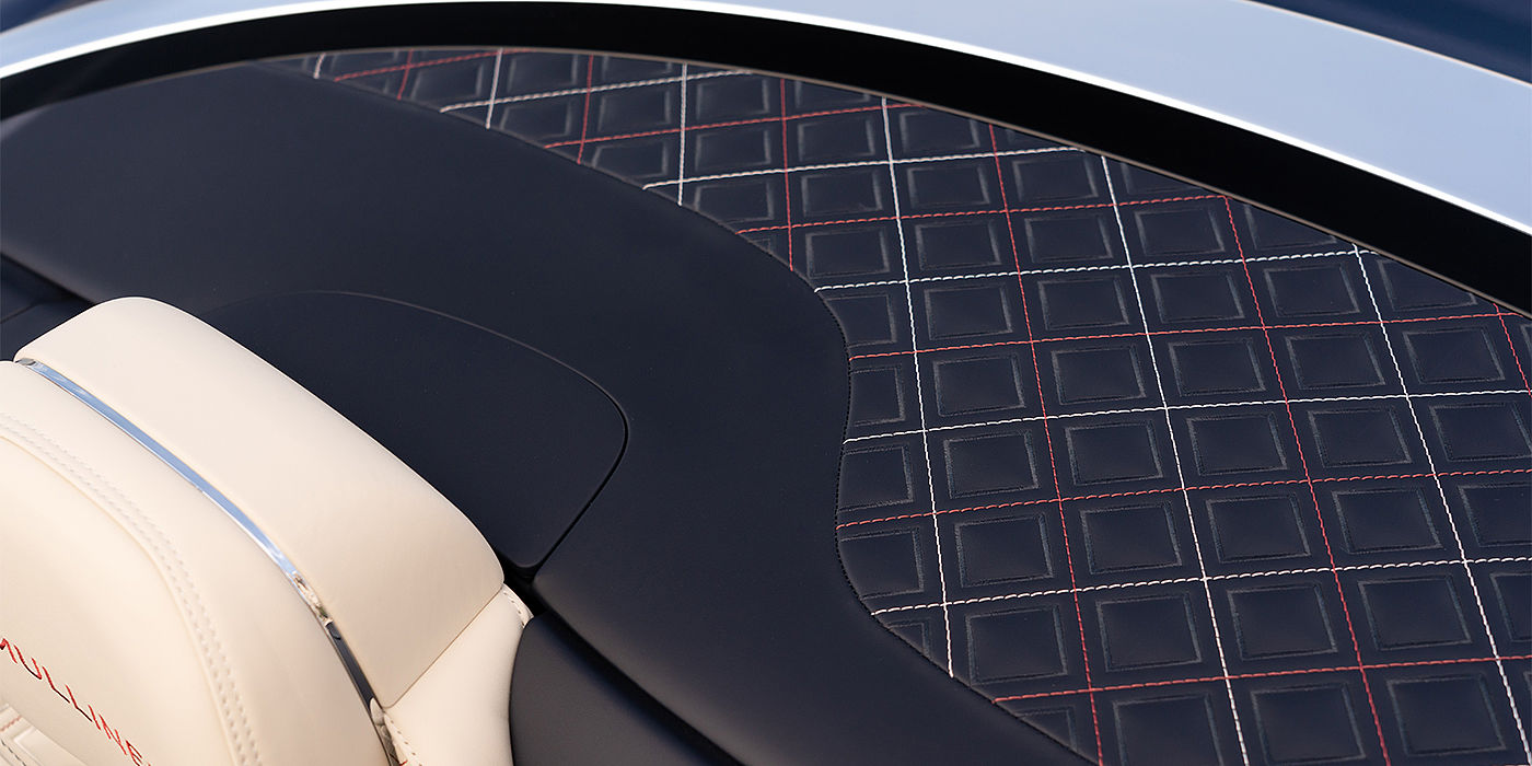 Bentley Valencia Bentley Continental GTC Mulliner convertible seat and cross stitched tonneau cover